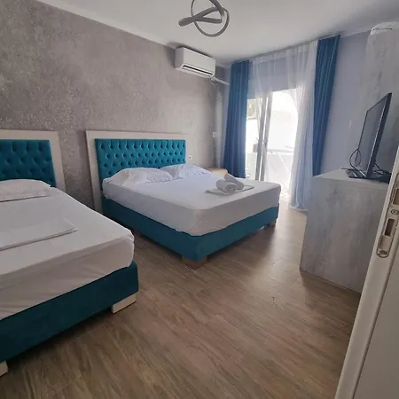 Si&al1 * Sarandë